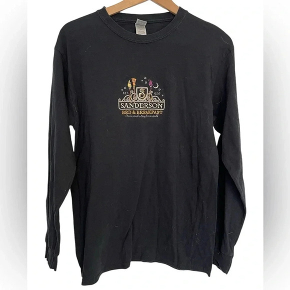 Gildan embroidered long sleeves Hocus Pocus themed  shirt size medium - Picture 1 of 7